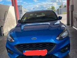 Blau Gebraucht 2019 Ford Focus ST-Line Limousine | 15.000 € (Fairer Preis)
