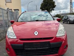 Rot Gebraucht 2009 Renault Clio GrandTour Kombi | 3.290 €