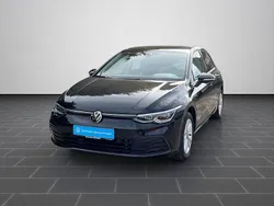 Deep black perleffekt (metallic) Gebraucht 2020 VW Golf VIII Life Limousine | 17.900 € (Guter Preis)