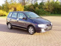 Blau Gebraucht 2002 Mitsubishi Space Star Comfort Edition Van / Kleinbus | 3.700 € (Etwas zu teuer)