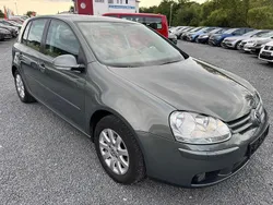 Grün Gebraucht 2005 VW Golf V Comfortline Limousine | 1.180 € (Guter Preis)