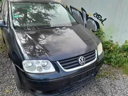 Schwarz Gebraucht 2004 VW Touran Highline Van / Kleinbus | 950 € (Superpreis)