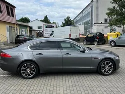 Gebraucht 2017 Jaguar XF Limousine | 9.900 €