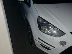 Weiß Gebraucht 2010 Ford S-MAX S Van / Kleinbus | 2.500 € (Teuer)