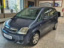 Blau Gebraucht 2009 Opel Meriva Edition Van / Kleinbus | 3.990 € (Teuer)