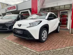 Weiß Neu 2025 Toyota Aygo Business Edition Kleinwagen | 18.490 €