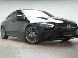 Schwarz Gebraucht 2025 Mercedes CLA200 Advanced Plus Limousine | 35.490 € (Fairer Preis)