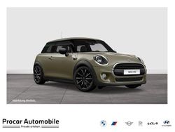 Emerald grey metalli Gebraucht 2018 Mini ONE Kleinwagen | 14.940 € (Etwas zu teuer)