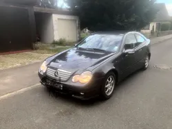 Grau Gebraucht 2007 Mercedes C180 Coupé | 4.190 € (Fairer Preis)