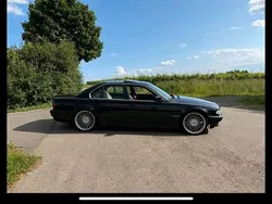 Schwarz Gebraucht 1994 BMW 740 Limousine | 11.000 €