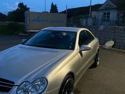 Silber Gebraucht 2003 Mercedes CLK320 Avantgarde Coupé | 6.799 € (Fairer Preis)