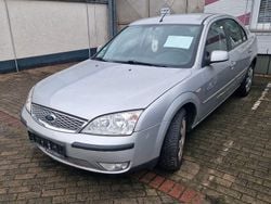 Silber Gebraucht 2006 Ford Mondeo Trend Limousine | 1.500 € (Superpreis)