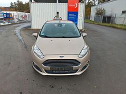 Beige Gebraucht 2016 Ford Fiesta Titanium Limousine | 6.600 € (Fairer Preis)