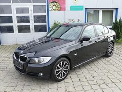 Schwarz Gebraucht 2011 BMW 320 Limousine | 4.500 € (Guter Preis)