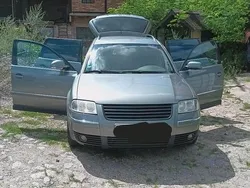 Grau Gebraucht 2004 VW Passat Kombi | 800 € (Guter Preis)