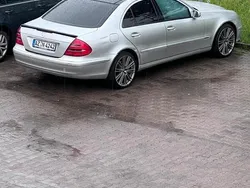 Silber Gebraucht 2003 Mercedes E200 Limousine | 2.550 € (Guter Preis)