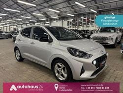 Silber Gebraucht 2023 Hyundai i10 GO! Kleinwagen | 13.770 € (Fairer Preis)