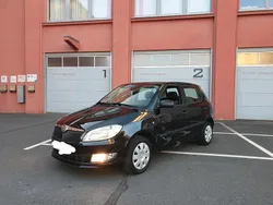 Schwarz Gebraucht 2013 Skoda Fabia Limousine | 2.799 € (Superpreis)