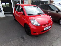 Rot Gebraucht 2012 Daihatsu Sirion Kleinwagen | 5.775 € (Teuer)