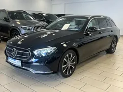 Schwarz Gebraucht 2020 Mercedes E300 Avantgarde Kombi | 26.500 € (Fairer Preis)