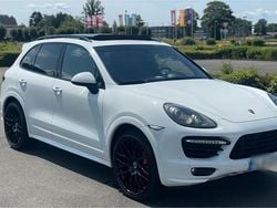 Weiß Gebraucht 2012 Porsche Cayenne Turbo SUV | 28.999 € (Fairer Preis)