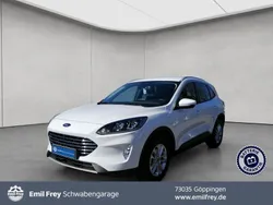 Frozen white Gebraucht 2022 Ford Kuga Titanium SUV | 25.440 € (Superpreis)