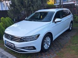 Weiß Gebraucht 2020 VW Passat Business Kombi | 18.800 € (Etwas zu teuer)