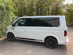 Weiß Gebraucht 2017 VW T6 Edition Van | 40.980 € (Teuer)
