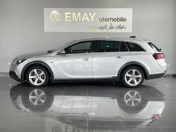 Silber Gebraucht 2016 Opel Insignia Country Tourer S Kombi | 13.498 €