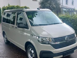 Grau Gebraucht 2024 VW T6.1 Beach Van | 69.000 €