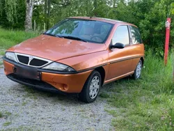 Gold Gebraucht 1997 Lancia Ypsilon Kleinwagen | 380 €