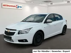 Weiß Gebraucht 2012 Chevrolet Cruze LT Limousine | 2.499 € (Superpreis)