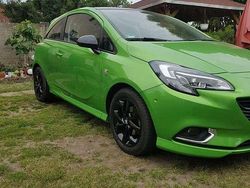 Grün Gebraucht 2015 Opel Corsa Color Edition Limousine | 7.900 € (Superpreis)