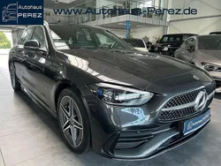 Grau Gebraucht 2024 Mercedes C300e Premium Kombi | 46.600 € (Fairer Preis)