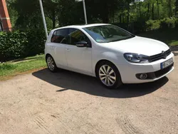 Weiß Gebraucht 2011 VW Golf VI Style Limousine | 5.900 € (Fairer Preis)