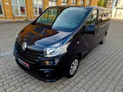 Schwarz Gebraucht 2016 Renault Trafic Expression Van | 16.990 € (Etwas zu teuer)