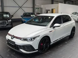 Weiß Gebraucht 2022 VW Golf VIII GTI Clubsport Limousine | 31.900 € (Fairer Preis)
