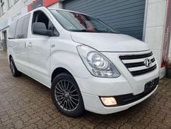 Weiß Gebraucht 2016 Hyundai H-1 Comfort Van / Kleinbus | 12.950 € (Superpreis)