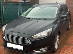 Schwarz Gebraucht 2016 Ford Focus Titanium Kombi | 6.800 € (Guter Preis)