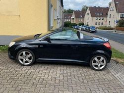 Schwarz Gebraucht 2006 Opel Tigra Cabrio | 1.500 € (Fairer Preis)