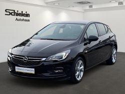 Schwarz Gebraucht 2018 Opel Astra Limousine | 11.950 € (Etwas zu teuer)