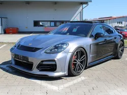 Tiefschwarzmetallic Gebraucht 2016 Porsche Panamera Turbo Limousine | 84.999 €