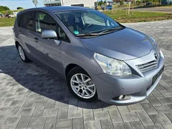 Blau Gebraucht 2013 Toyota Verso Travel Van / Kleinbus | 8.500 € (Superpreis)
