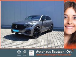 Grau (siliziumgrau metallic) Gebraucht 2019 VW Touareg Style SUV | 47.491 € (Fairer Preis)