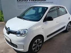 Weiß Gebraucht 2022 Renault Twingo SE Kleinwagen | 11.990 € (Fairer Preis)