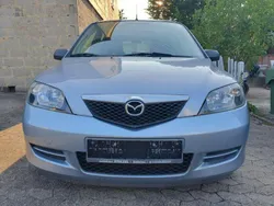 Grau Gebraucht 2003 Mazda 2 Comfort Limousine | 950 € (Superpreis)