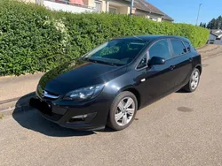 Schwarz Gebraucht 2015 Opel Astra Edition Limousine | 6.000 € (Guter Preis)