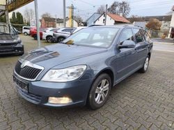 Grau Gebraucht 2010 Skoda Octavia Impuls Edition Kombi | 2.900 € (Guter Preis)