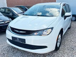 Weiß Gebraucht 2017 Chrysler Pacifica SUV | 23.490 € (Fairer Preis)