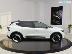 Perlmuttweiß+blackpearlschwa Gebraucht 2024 Renault Scénic Iconic Van / Kleinbus | 39.690 € (Superpreis)